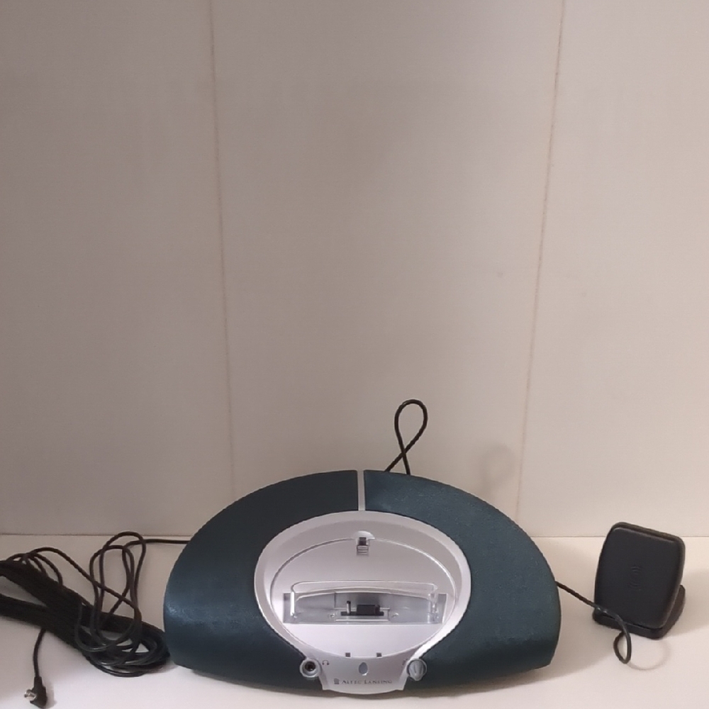 Altec Lansing XM3120 Audio System